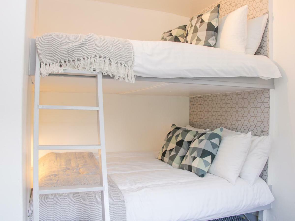 1 Reabrook Place Shrewsbury Esterno foto